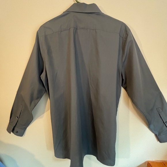 J. Ferrar Slim Gray Button Down size 16-16.5 - Picture 5 of 5